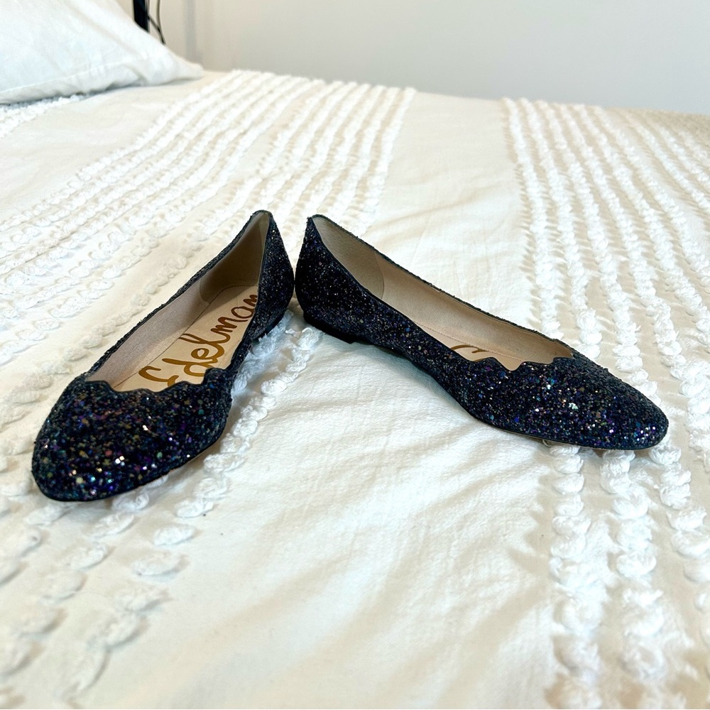 Sam Edelman Women's Scallop Edge Navy Blue Glitter Flats 8.5 - Picture 2 of 9